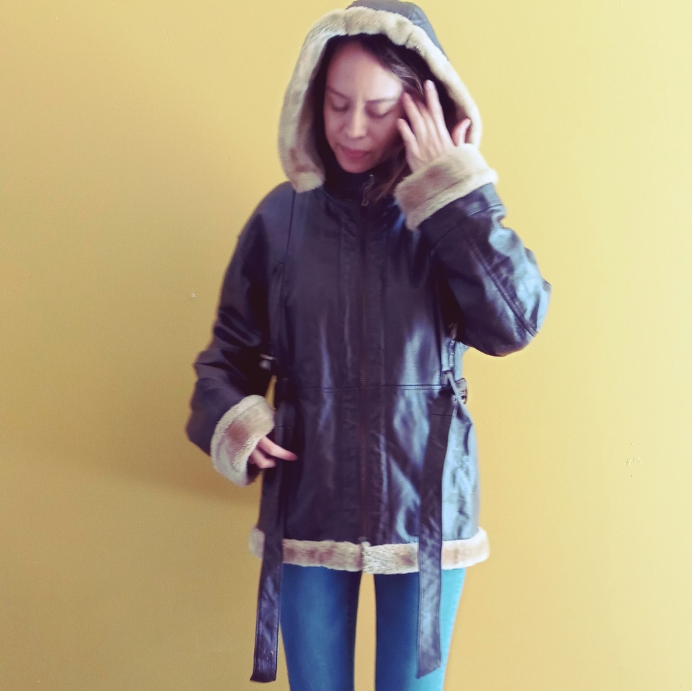 Sold 90s leather teddy lined jacket Sz XL